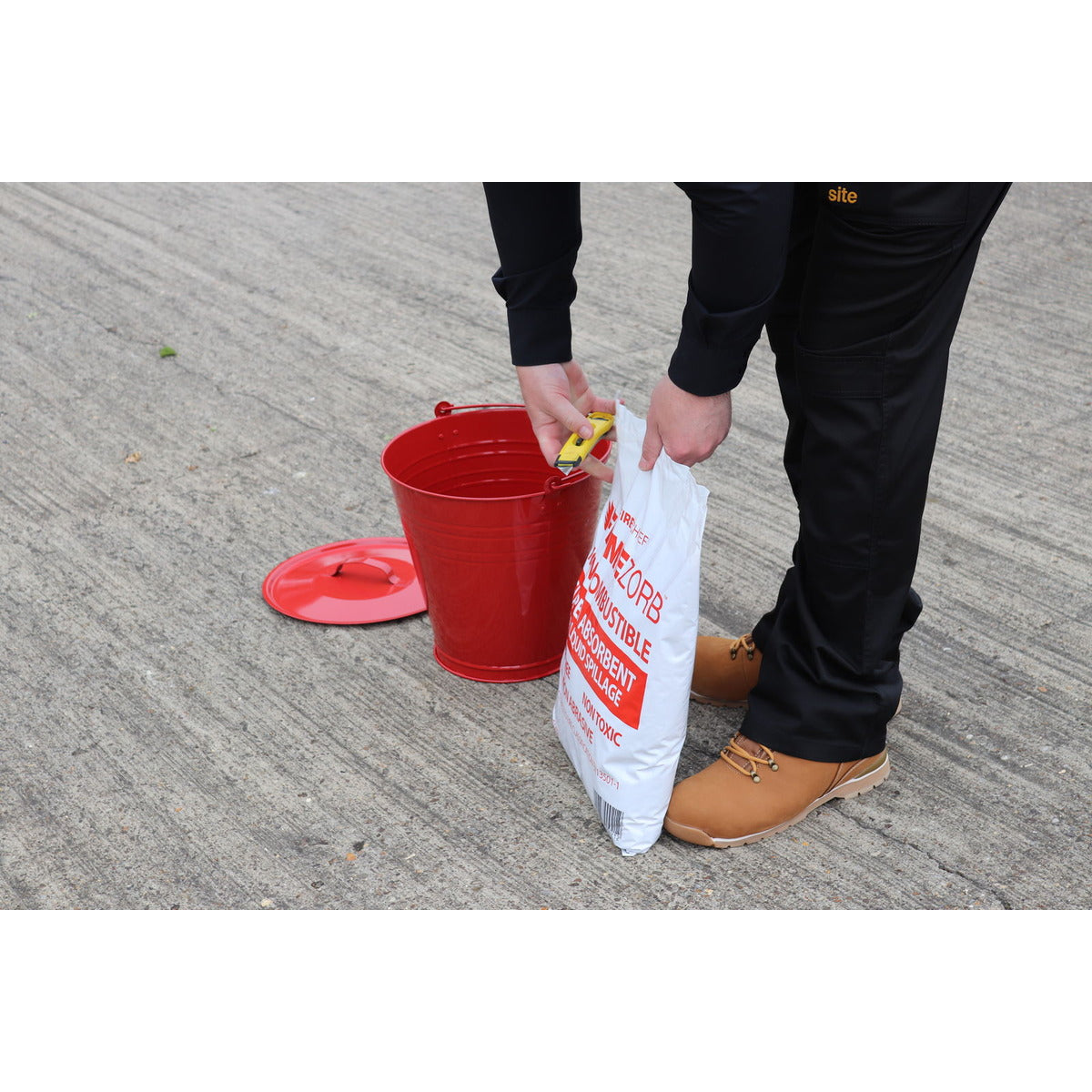 10L Metal Fire Bucket and Lid