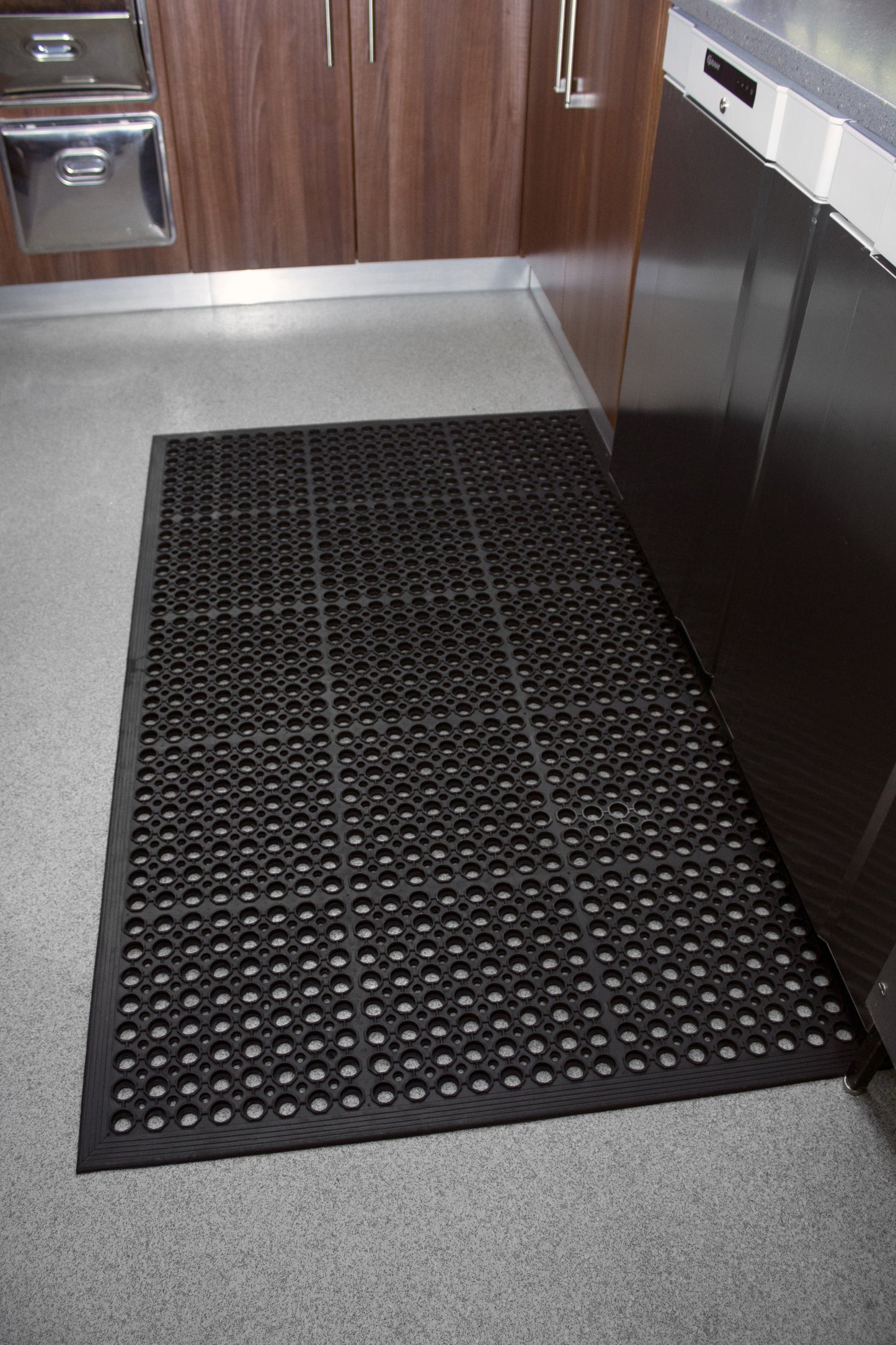Heavy Duty Drainage Hole Anti-Fatigue Rubber Mat